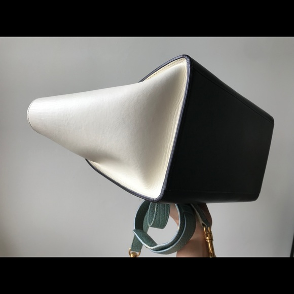 Celine  Calfskin Medium Tri-Color Trapeze - Picture 6 of 11